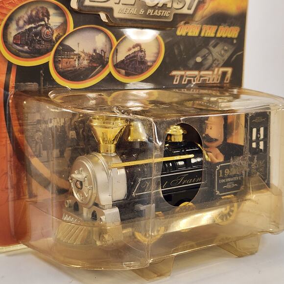 Vintage Style 1929 Locomotive Model NIB | Die-Cast Train w/ Light & Sound - Picture 4 of 11